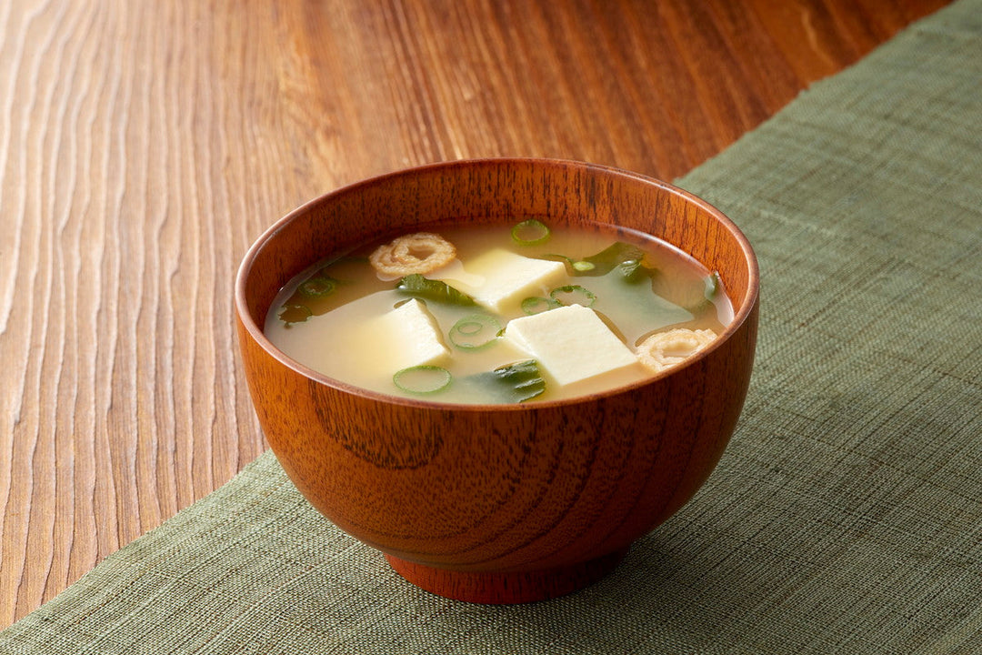 Miso Soup Ingredients and Recipe How to Make Japanese Miso Soup