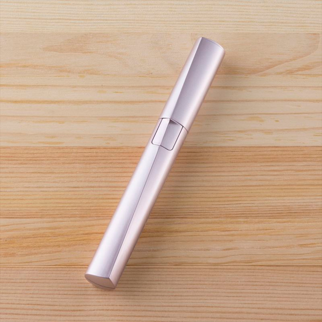 [SYD]KAI Eyebrow Trimmer With Comb 1p